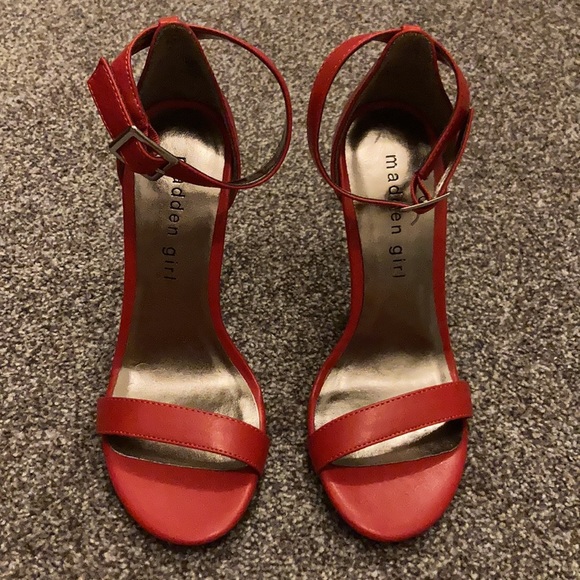 Madden Girl Shoes - Madden Girl Dafney Red Paris - Size 5